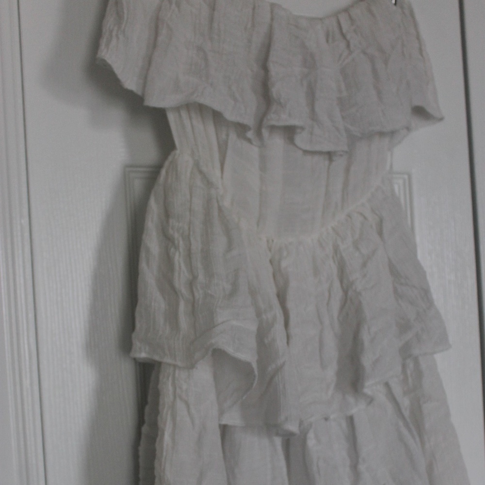 Dress - Picture 3 of 4
